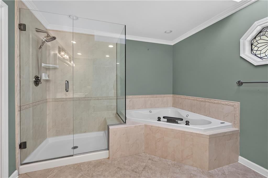 Photo 32 of 65 - 13300 W 71st Street, Shawnee, KS 66216
