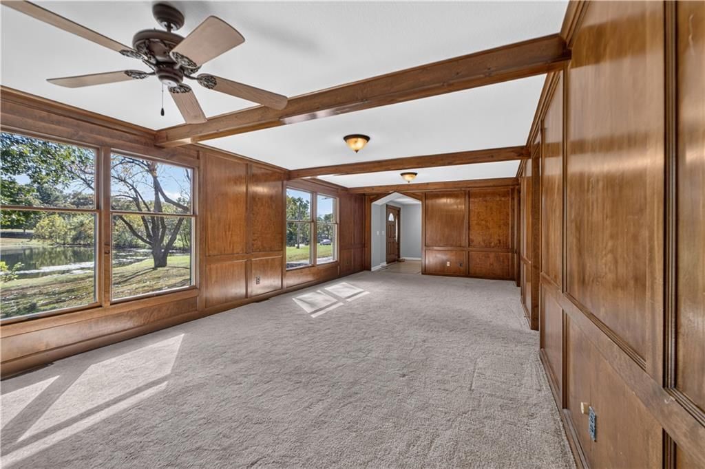 Photo 14 of 65 - 13300 W 71st Street, Shawnee, KS 66216