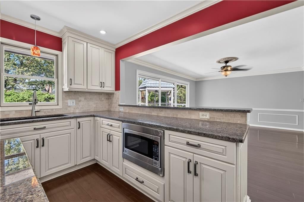 Photo 45 of 65 - 13300 W 71st Street, Shawnee, KS 66216