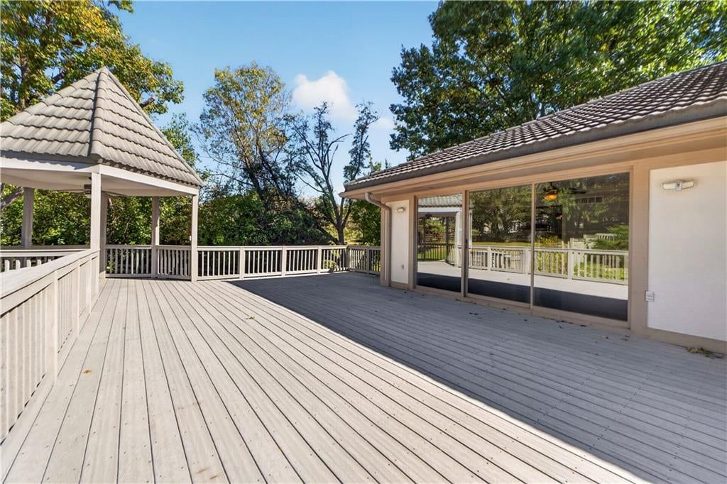 Photo 54 of 65 - 13300 W 71st Street, Shawnee, KS 66216