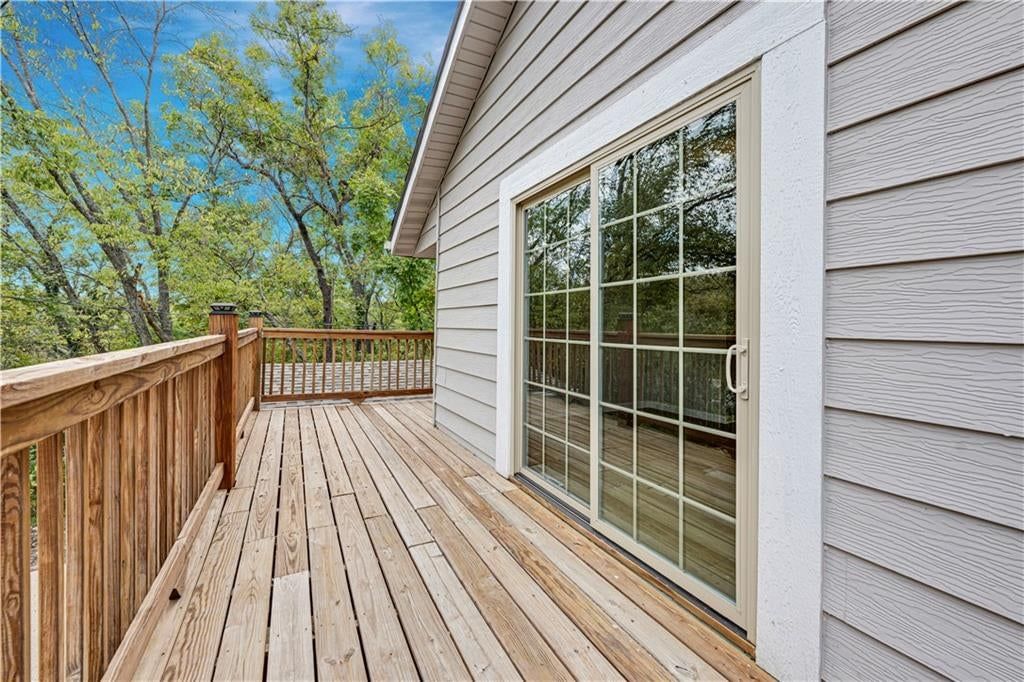 Photo 27 of 32 - 165 T Street, Lake Lotawana, MO 64086