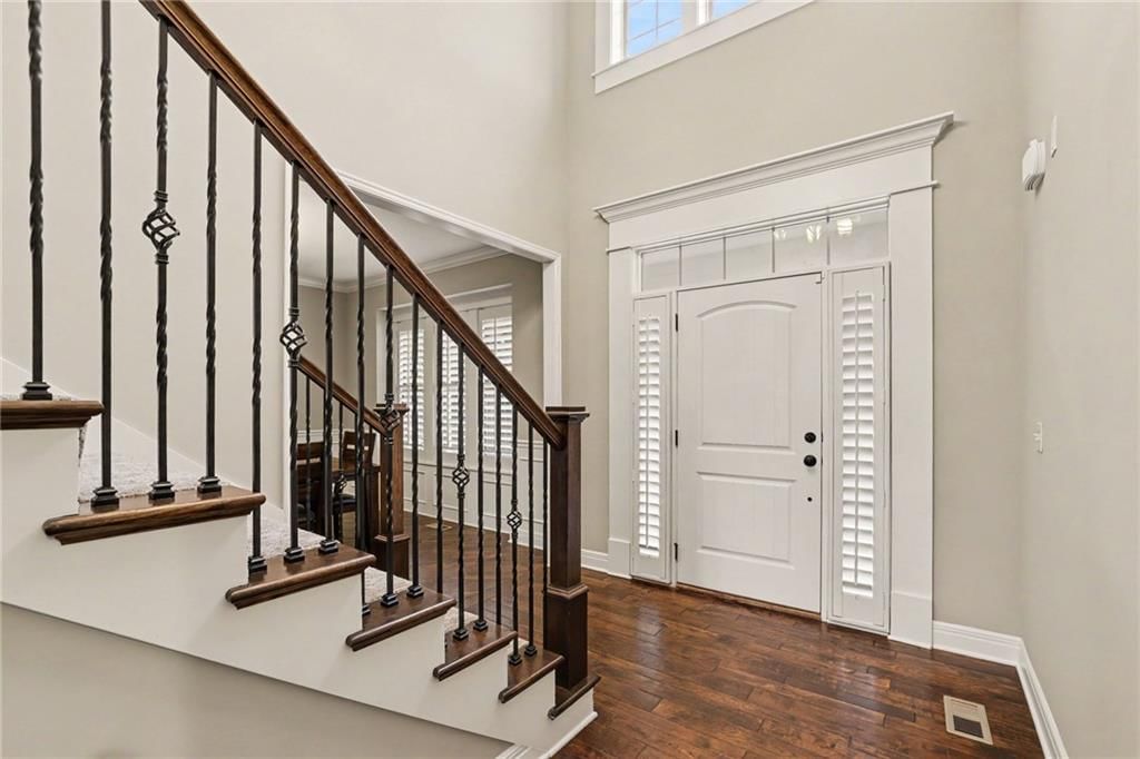 Photo 15 of 50 - 10773 S Palisade Street, Olathe, KS 66061