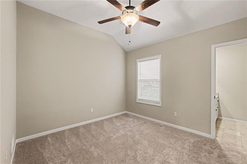 Photo 30 of 50 - 10773 S Palisade Street, Olathe, KS 66061