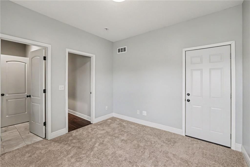 Photo 38 of 50 - 10773 S Palisade Street, Olathe, KS 66061
