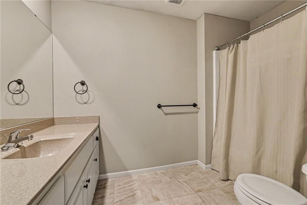 Photo 41 of 50 - 10773 S Palisade Street, Olathe, KS 66061