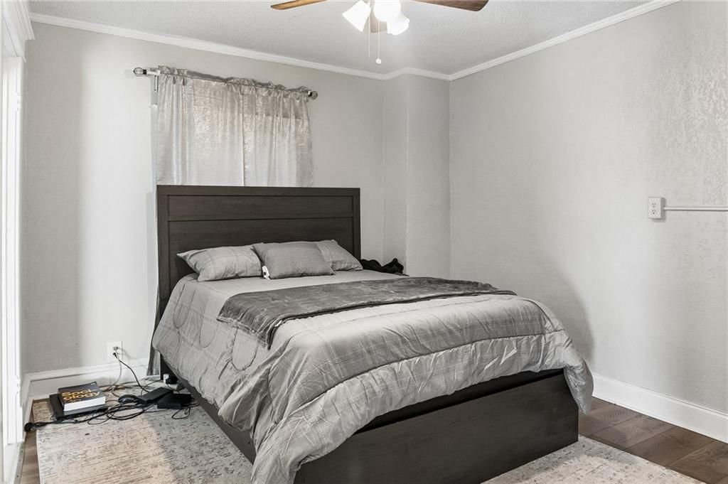 Photo 17 of 25 - 2955 E 29th Street, Kansas City, MO 64128