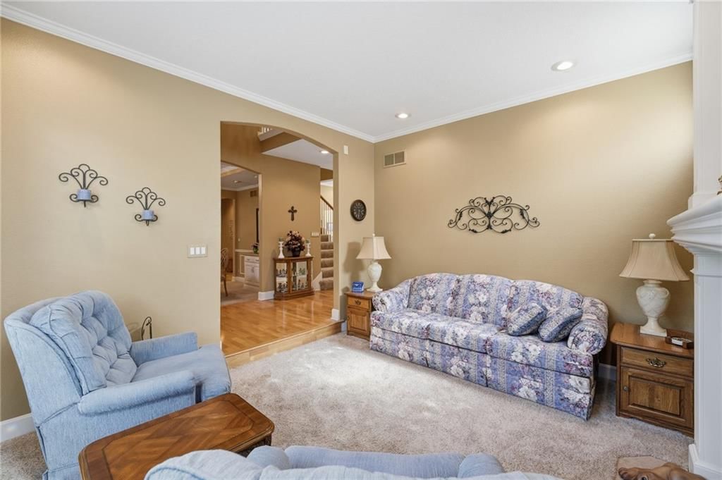 Photo 7 of 71 - 11635 S Monroe Street, Olathe, KS 66061