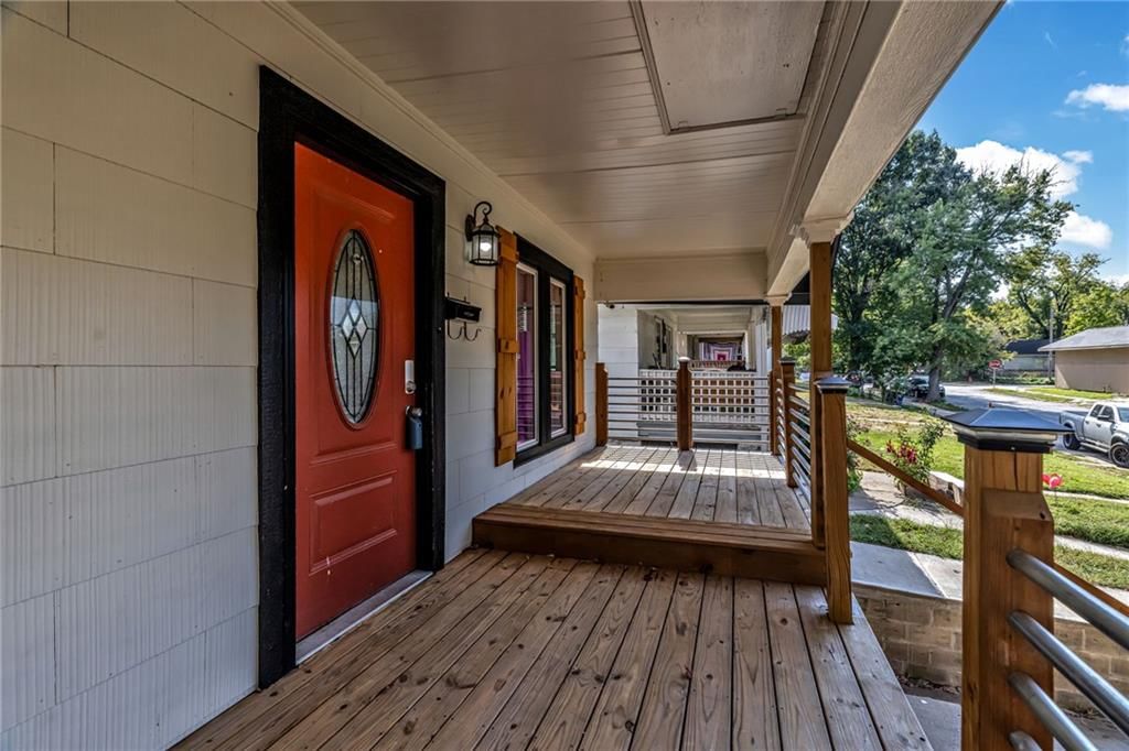 2231 Denver Street, Kansas City, MO: listing photo 2