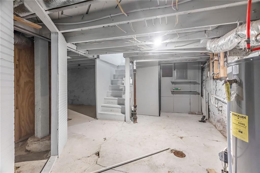 Photo 14 of 21 - 2231 Denver Street, Kansas City, MO 64127