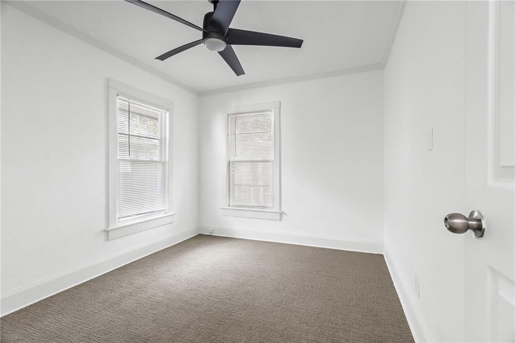 Photo 8 of 21 - 2231 Denver Street, Kansas City, MO 64127