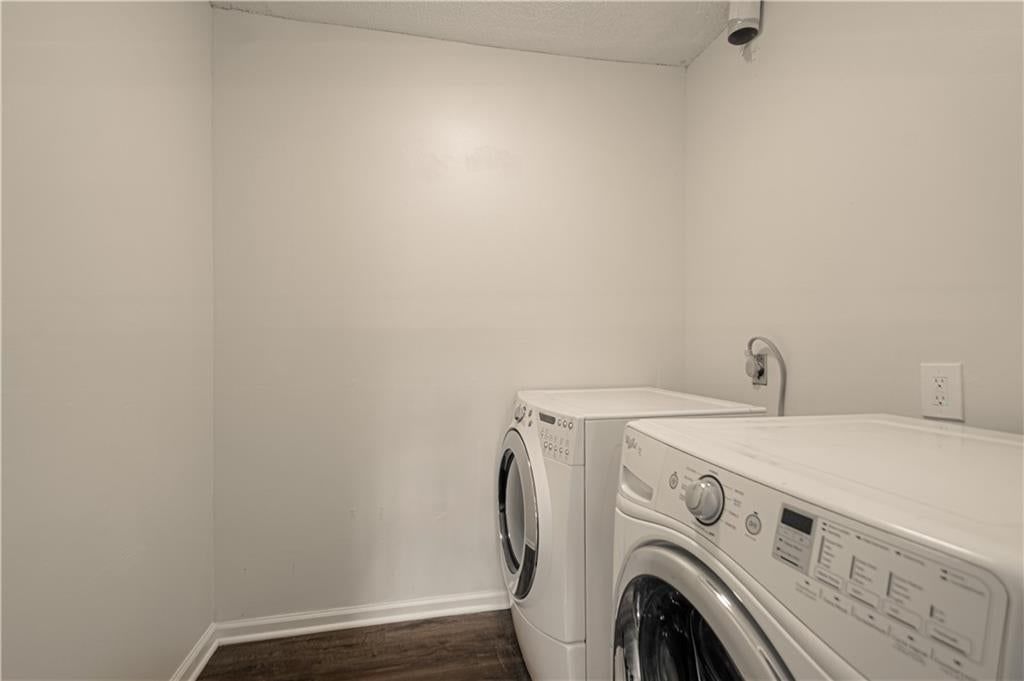 Photo 10 of 29 - 6616 E 128th Street, Grandview, MO 64030