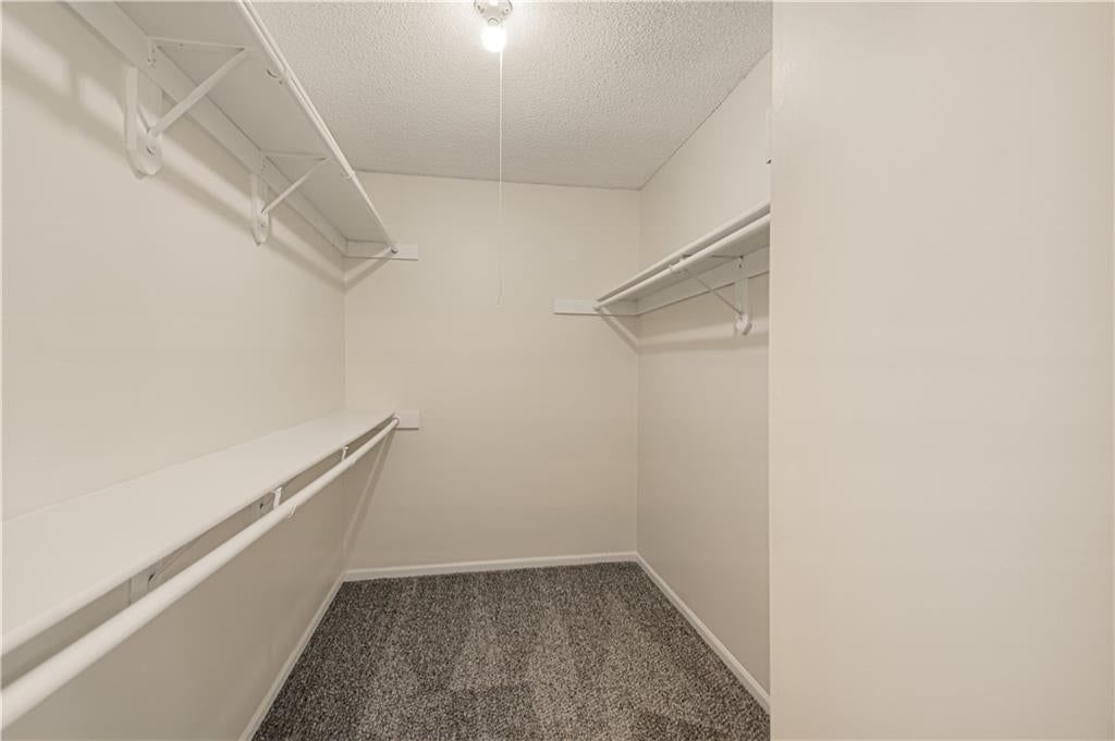 Photo 17 of 29 - 6616 E 128th Street, Grandview, MO 64030