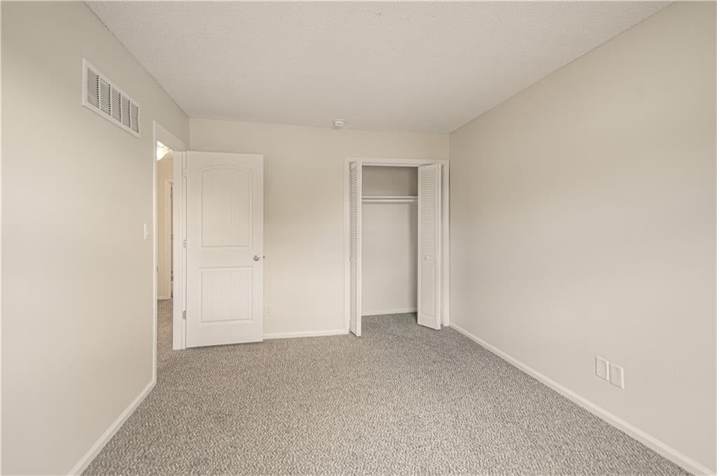 Photo 21 of 29 - 6616 E 128th Street, Grandview, MO 64030