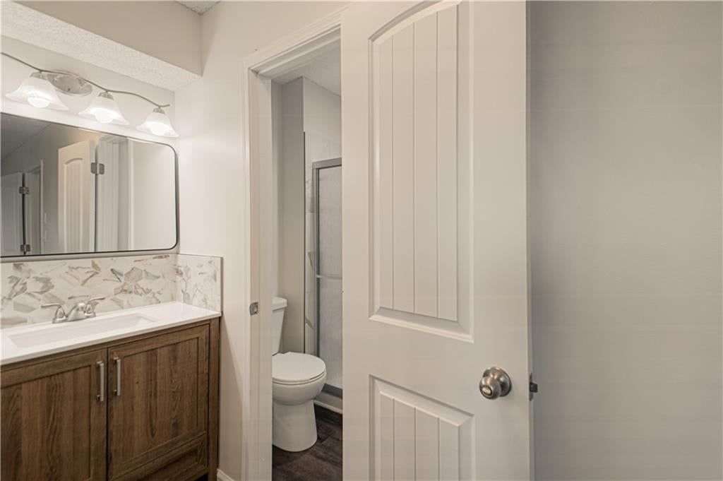 Photo 15 of 29 - 6616 E 128th Street, Grandview, MO 64030