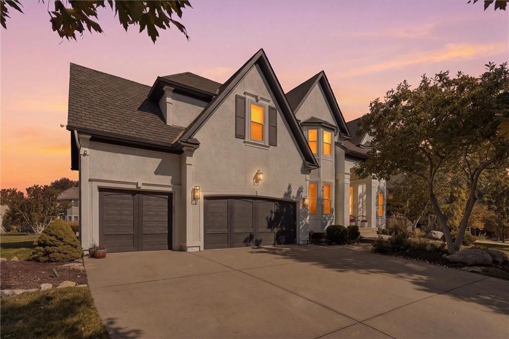 5712 W 146th Street, Overland Park, KS: listing photo 2