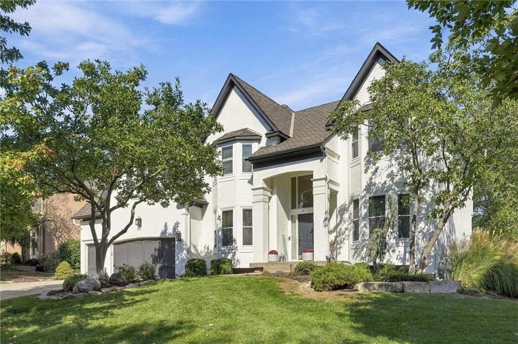 5712 W 146th Street, Overland Park, KS: listing photo 3