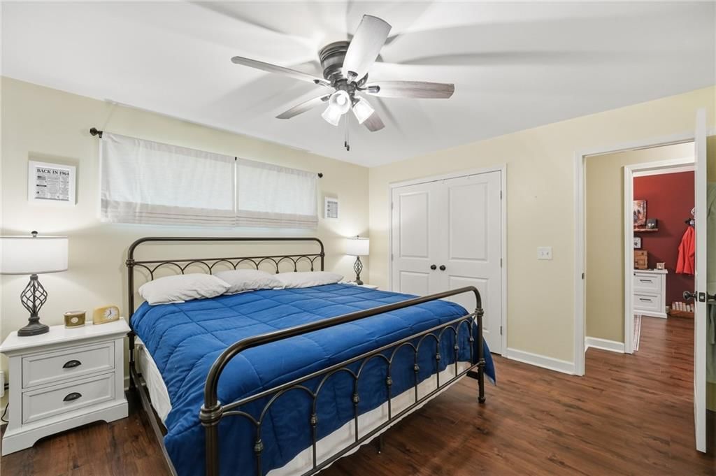 Photo 13 of 59, 201 SE Westwind Drive, Lee's Summit, MO 64063