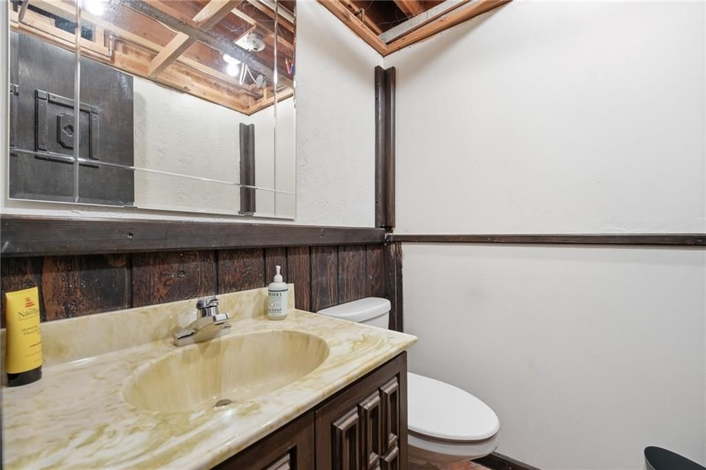 Photo 41 of 59 - 201 SE Westwind Drive, Lee's Summit, MO 64063