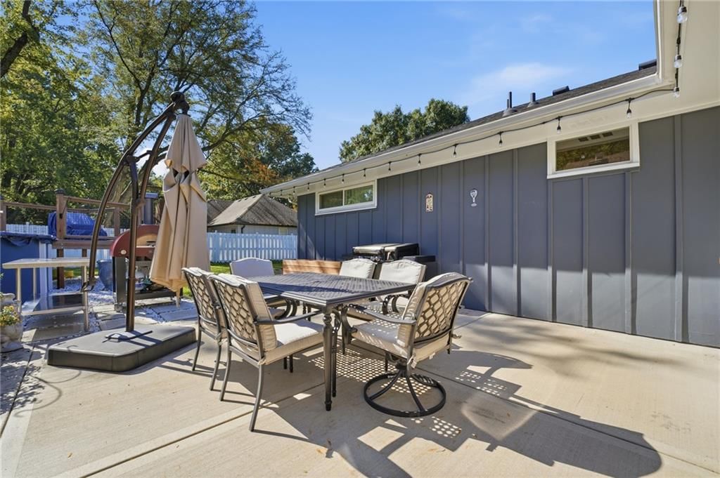 Photo 54 of 59 - 201 SE Westwind Drive, Lee's Summit, MO 64063