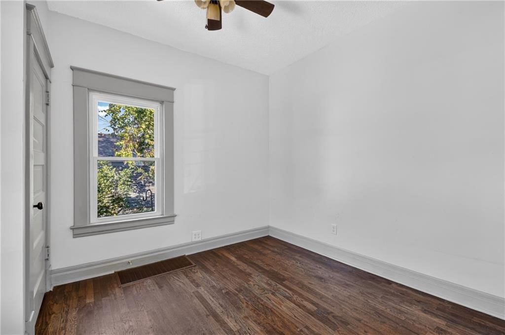 Photo 8 of 43 - 4013 Springfield Street, Kansas City, KS 66103