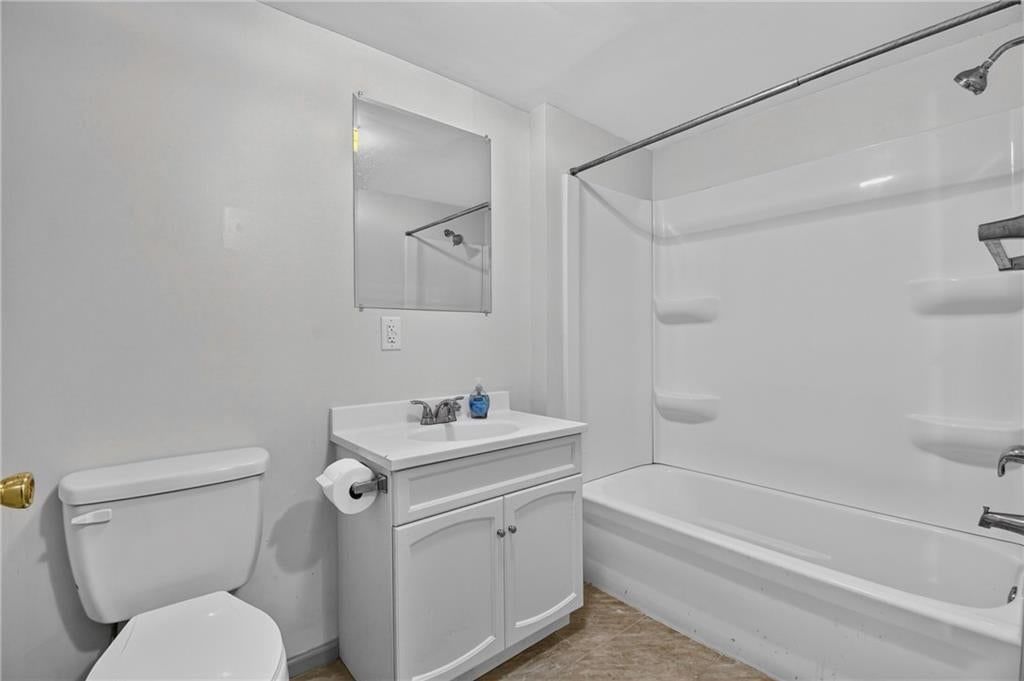 Photo 26 of 43 - 4013 Springfield Street, Kansas City, KS 66103