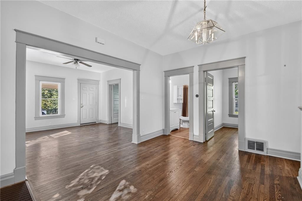 Photo 17 of 43 - 4013 Springfield Street, Kansas City, KS 66103
