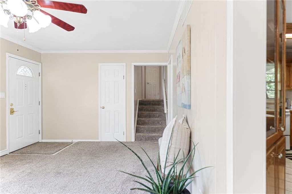Photo 9 of 25 - 3012 S Norwood Avenue S, Independence, MO 64052