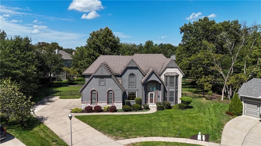 Photo 15 of 16 - 9410 141st Street, Overland Park, KS 66221