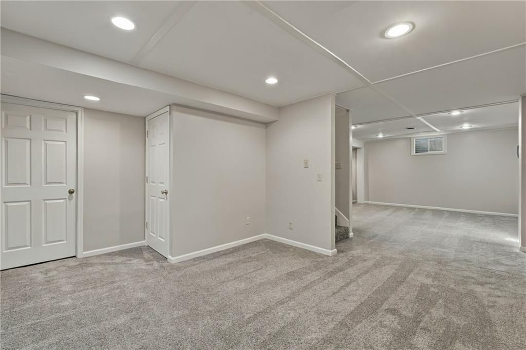 Home gym at 9320 W 113th Street, Overland Park, KS 66210