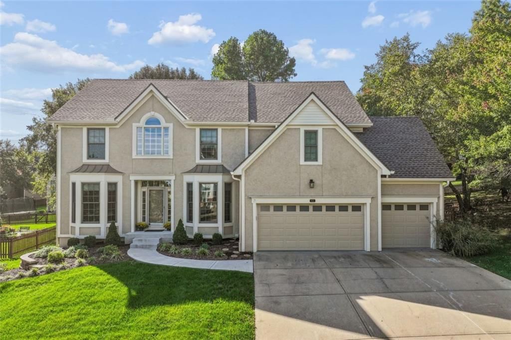 9101 W 148th Street, Overland Park, KS 66221