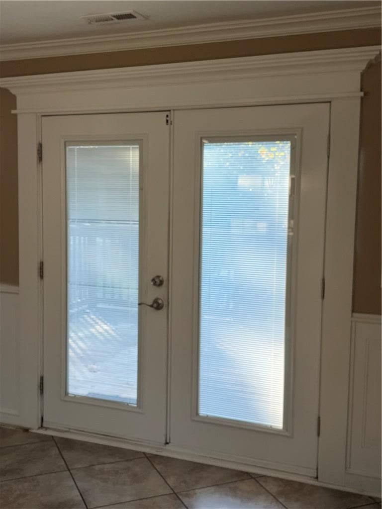 Photo 5 of 15 - 209 Renee Lane, Garden City, MO 64747