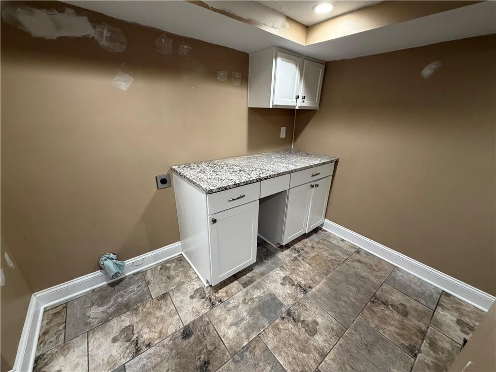 Photo 6 of 15 - 209 Renee Lane, Garden City, MO 64747