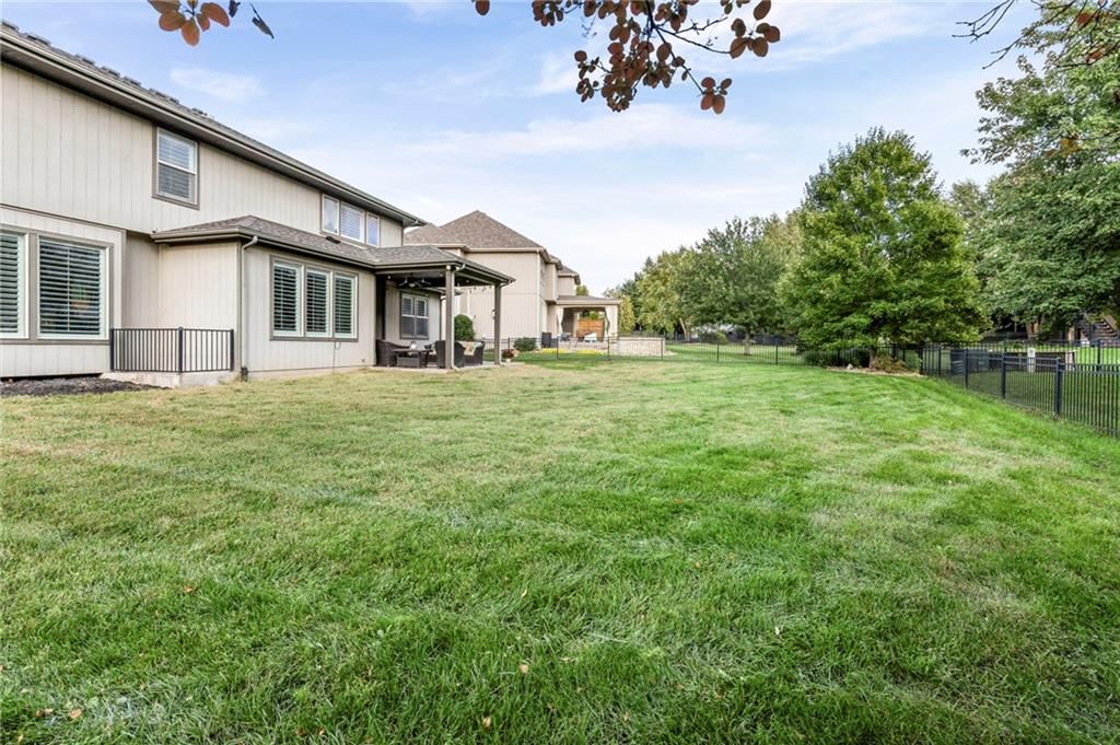 Photo 14 of 14 - 9411 W 163rd Terrace, Overland Park, KS 66085