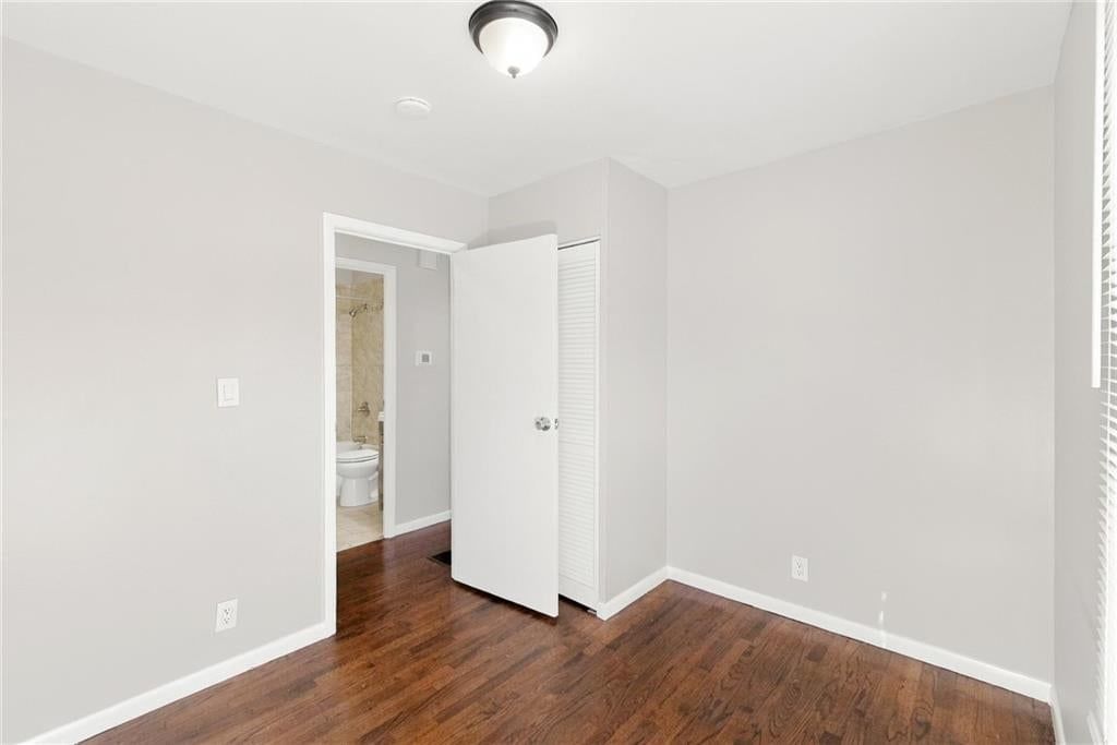 Photo 21 of 26 - 400 N Ponca Drive, Independence, MO 64056