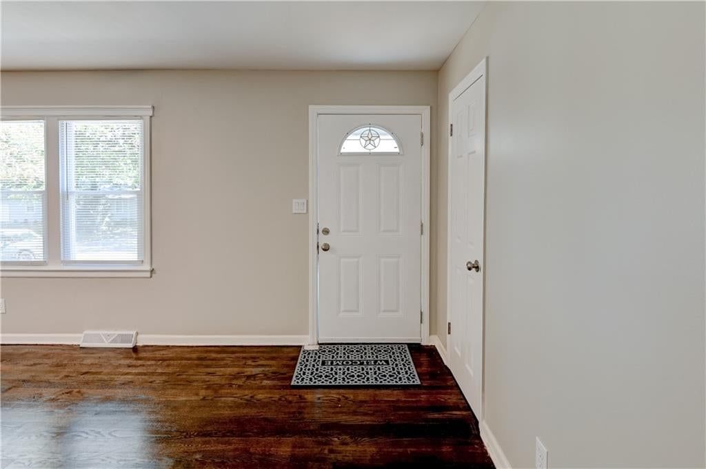 2708 S Glenwood Avenue, Independence, MO: listing photo 3
