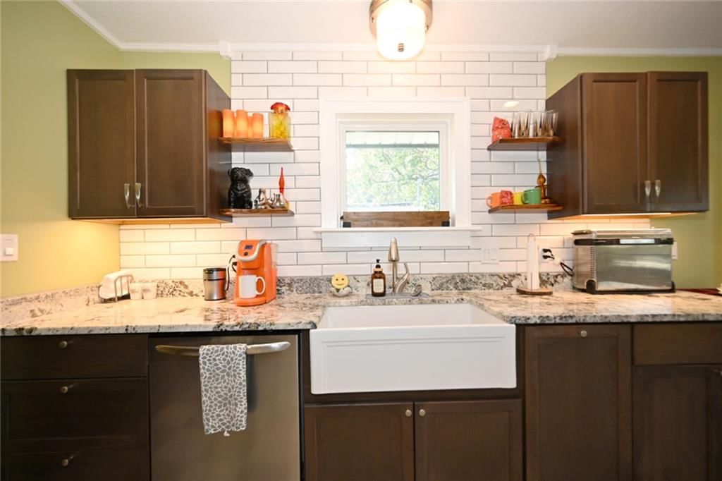 Photo 12 of 25 - 4116 Adams Street, Kansas City, KS 66103