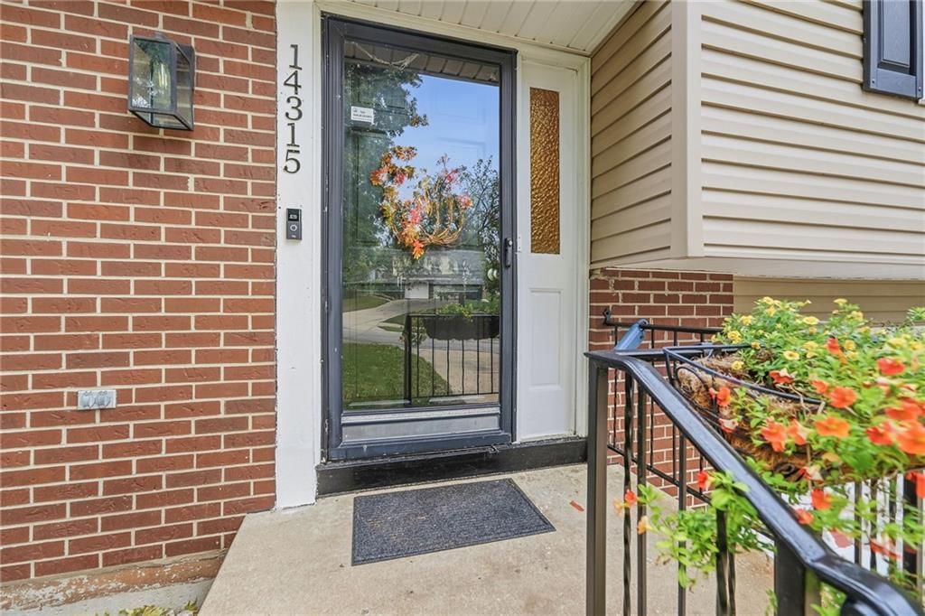 Fireplace at 14315 W 65th Street, Shawnee, KS 66216