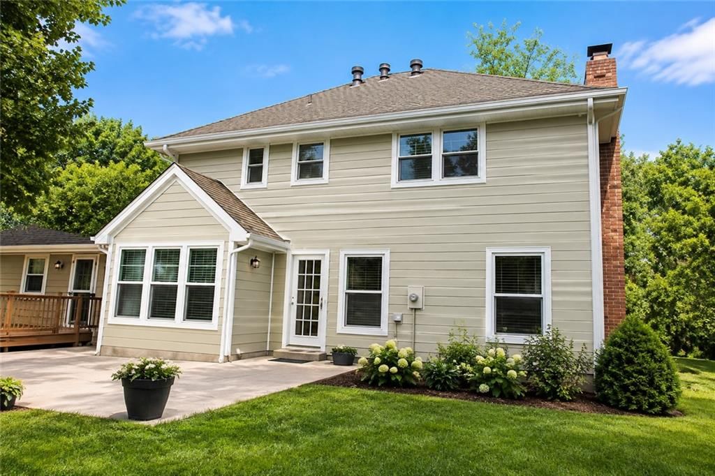 Photo 46 of 50 - 1212 NW Fairway Circle, Blue Springs, MO 64014