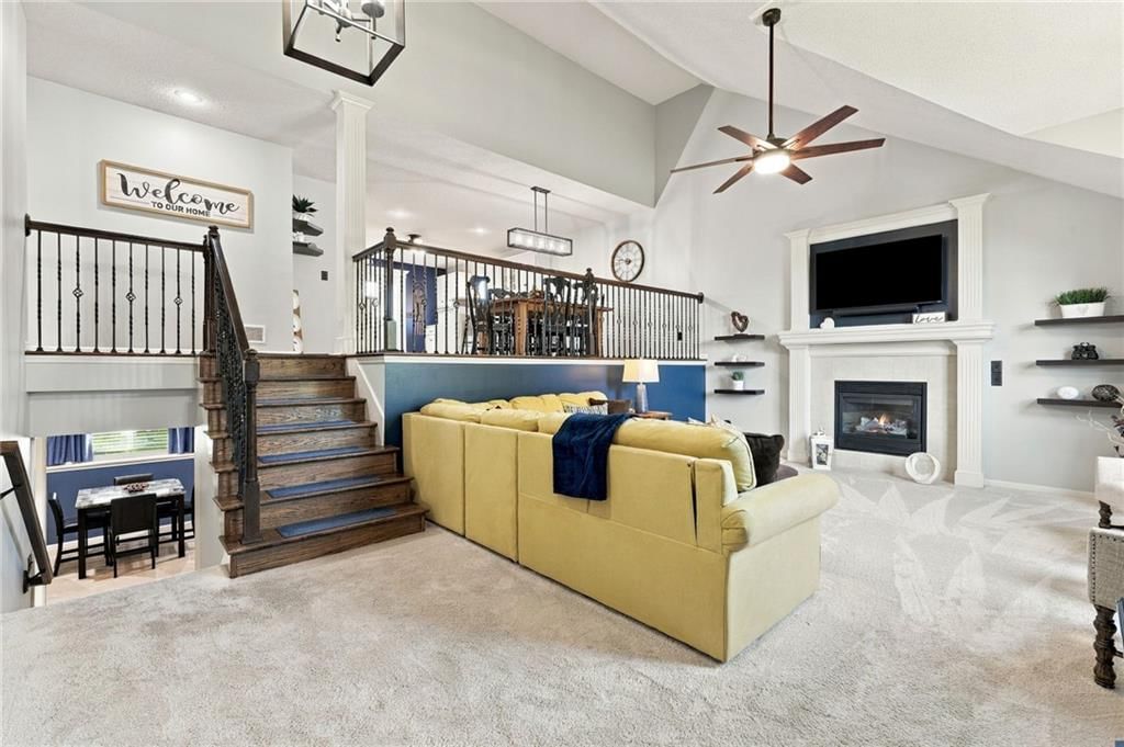 1401 NW 92nd Terrace, Kansas City, MO: listing photo 2
