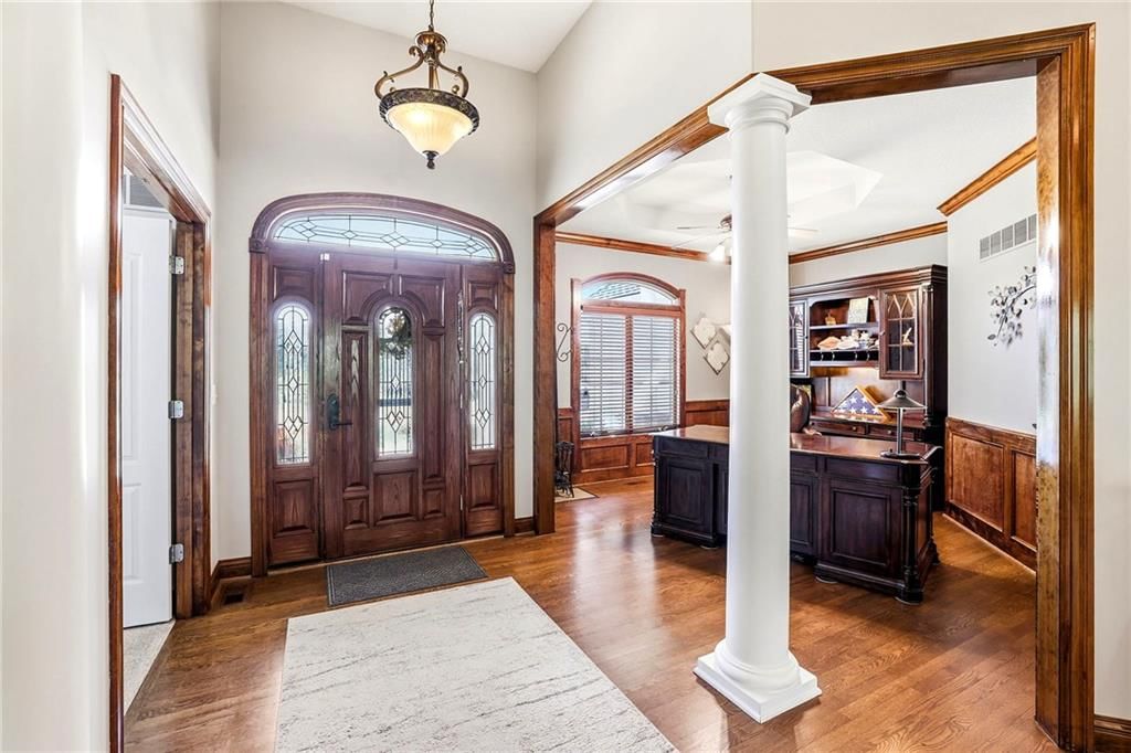Photo 7 of 88 - 1501 Whispering Ridge, Pleasant Hill, MO 64080