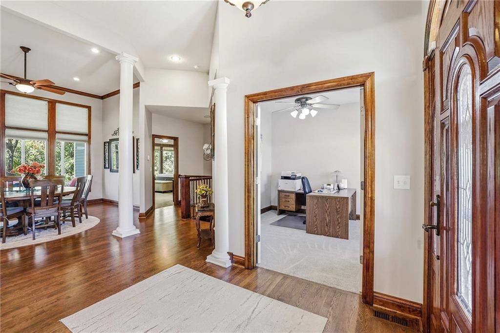 Photo 8 of 88 - 1501 Whispering Ridge, Pleasant Hill, MO 64080