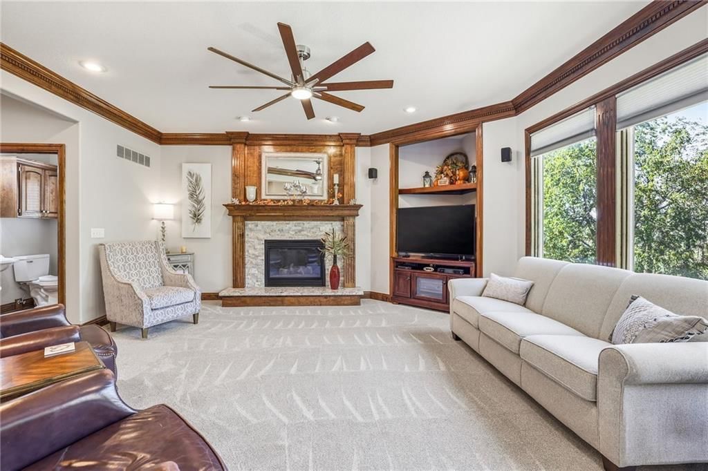 Photo 30 of 88 - 1501 Whispering Ridge, Pleasant Hill, MO 64080