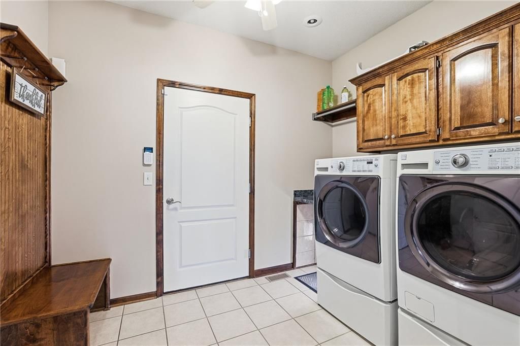 Photo 34 of 88 - 1501 Whispering Ridge, Pleasant Hill, MO 64080
