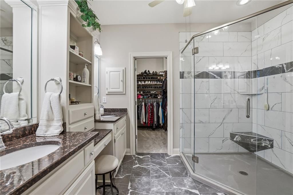 Photo 43 of 88 - 1501 Whispering Ridge, Pleasant Hill, MO 64080
