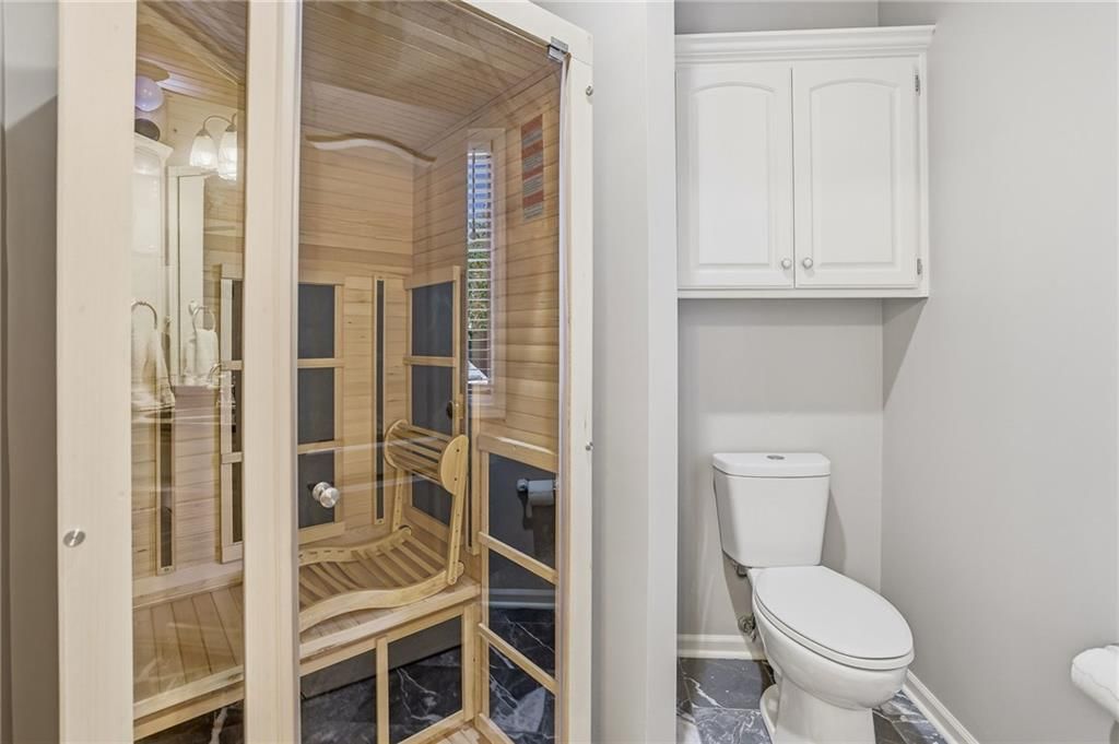 Photo 46 of 88 - 1501 Whispering Ridge, Pleasant Hill, MO 64080