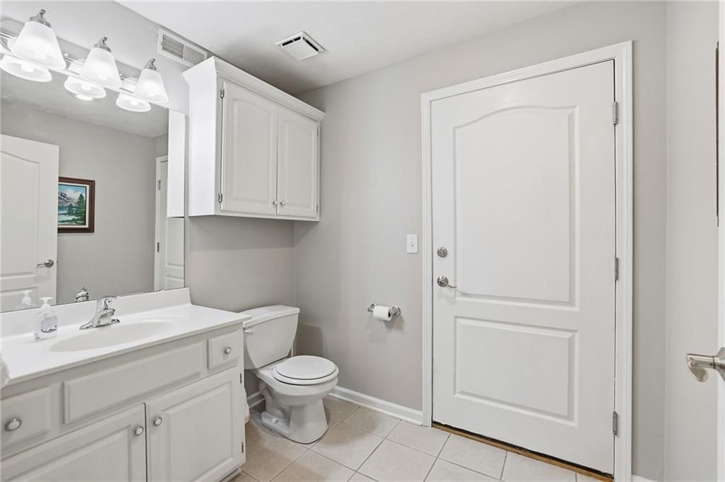Photo 64 of 88 - 1501 Whispering Ridge, Pleasant Hill, MO 64080