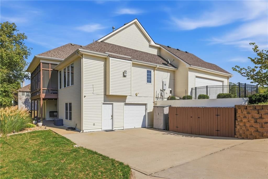Photo 69 of 88 - 1501 Whispering Ridge, Pleasant Hill, MO 64080
