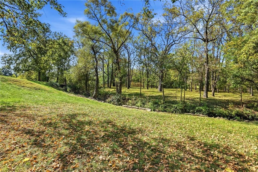 Photo 76 of 88 - 1501 Whispering Ridge, Pleasant Hill, MO 64080