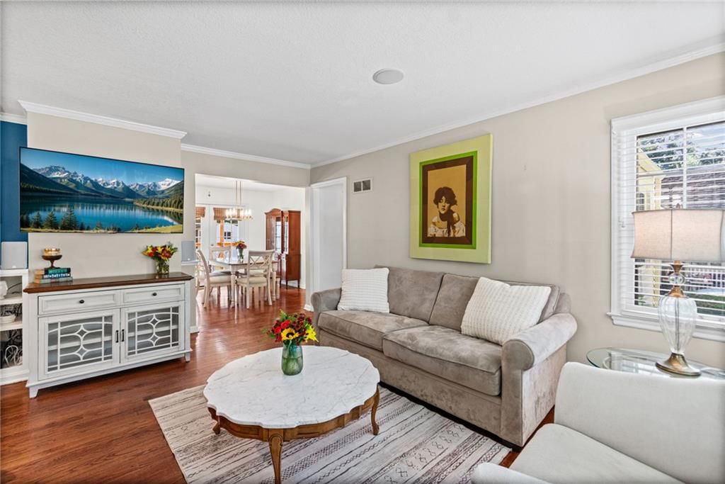5417 Birch Street, Roeland Park, KS: listing photo 3