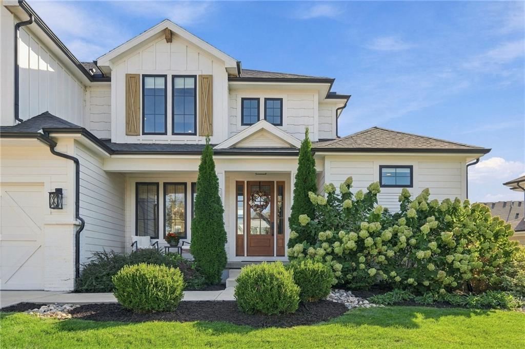 2501 W 176th Street, Overland Park, KS